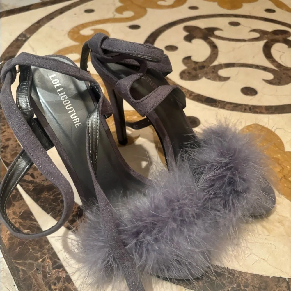 Women's Gray Feathered Heels